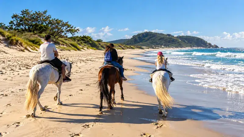 Passeio a cavalo pela praia em Morro de São Paulo